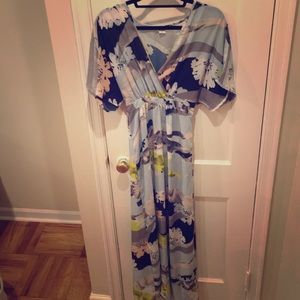 Macy's maxi dress xs never worn